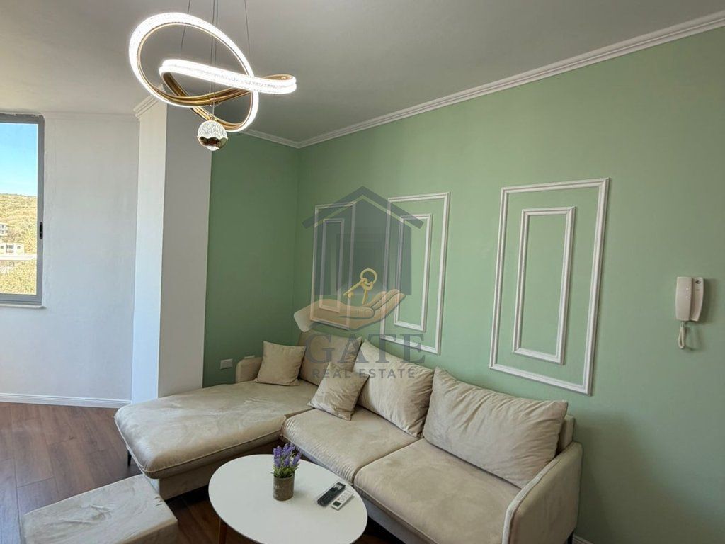 Appartamento 2+1 con vista mare in vendita nella zona di Shkëmbi a Kavaja