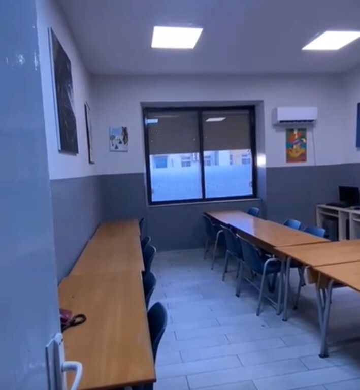 Spazio ufficio in affitto vicino a LSI a Bllok