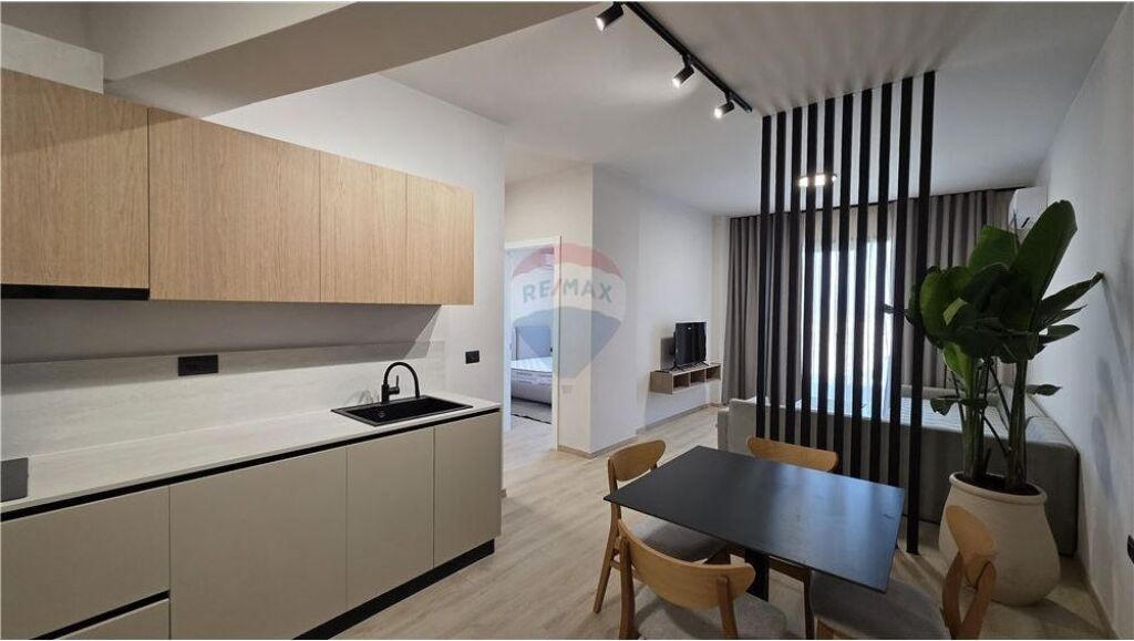 🌊 LUXURY APARTMENT 1+1 FOR SALE – LUNGOMARE, VLORA 🏖️