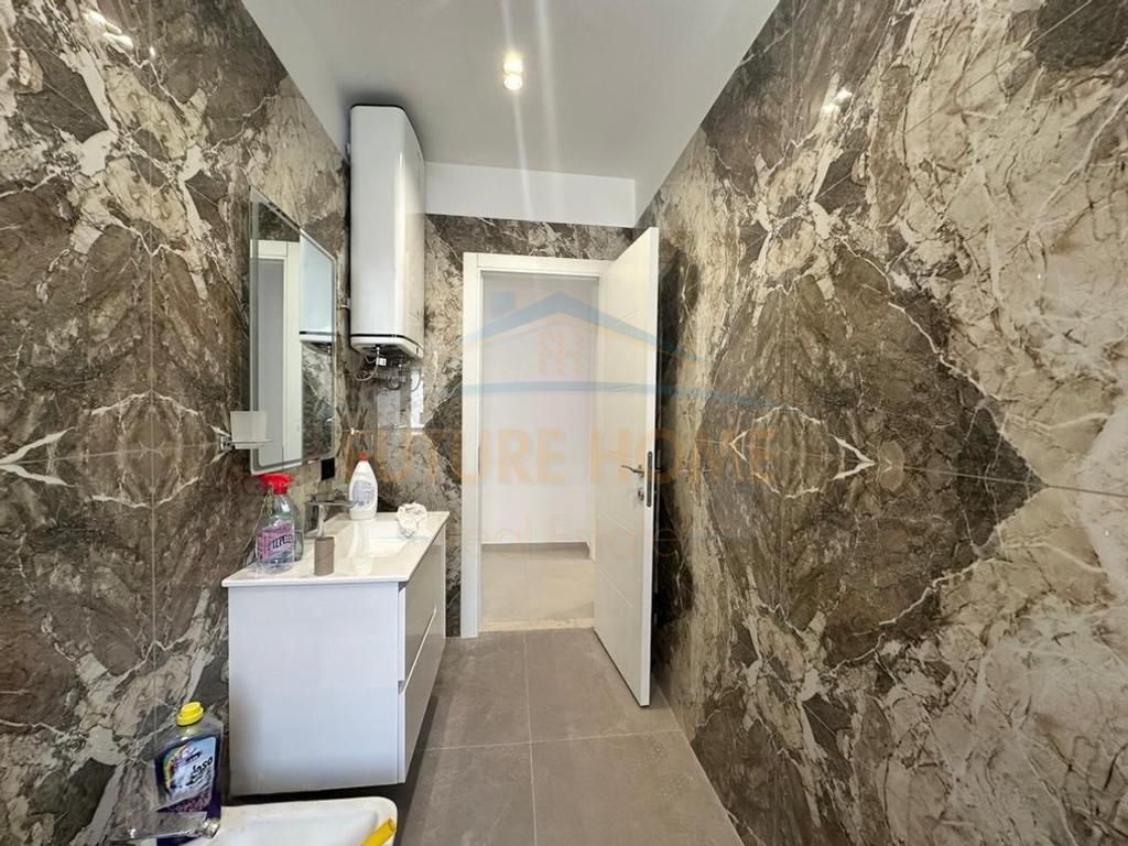 For sale, Apartment 2+1, Fresku, Tirana. ELT55765