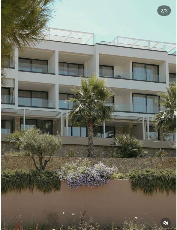 Appartamento 2+1+2 nella Residenza Elitaria di Ujë të Ftohtë, con Vista Spettacolare sul Mare e sulla Città, Vlorë