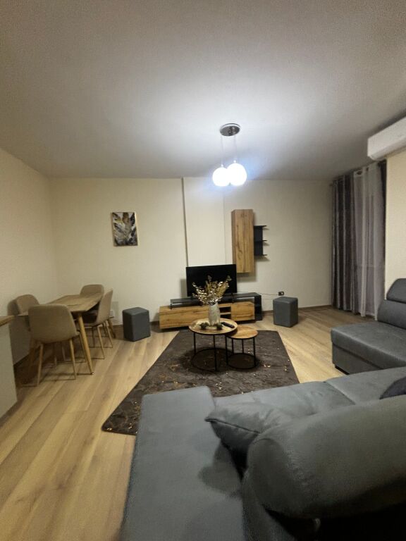 CASA IN AFFITTO – VIA KAVAJËS (DI FRONTE A DELIJORGJI)
