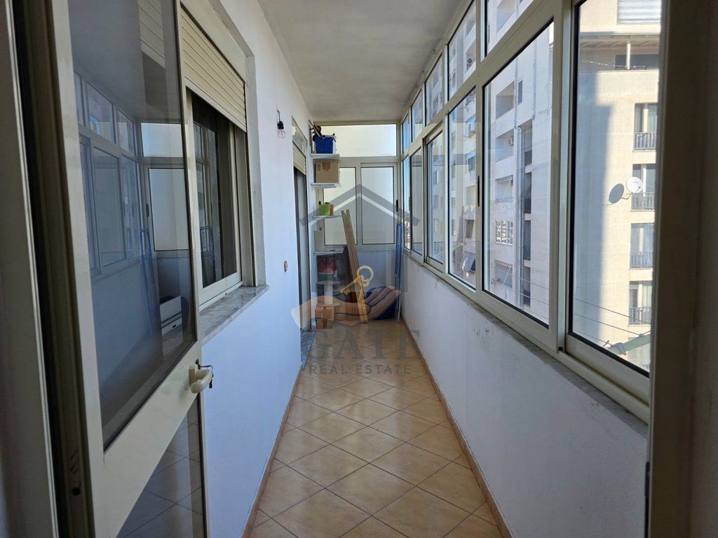 Affittasi, Appartamento 2+1, UKD, Durazzo