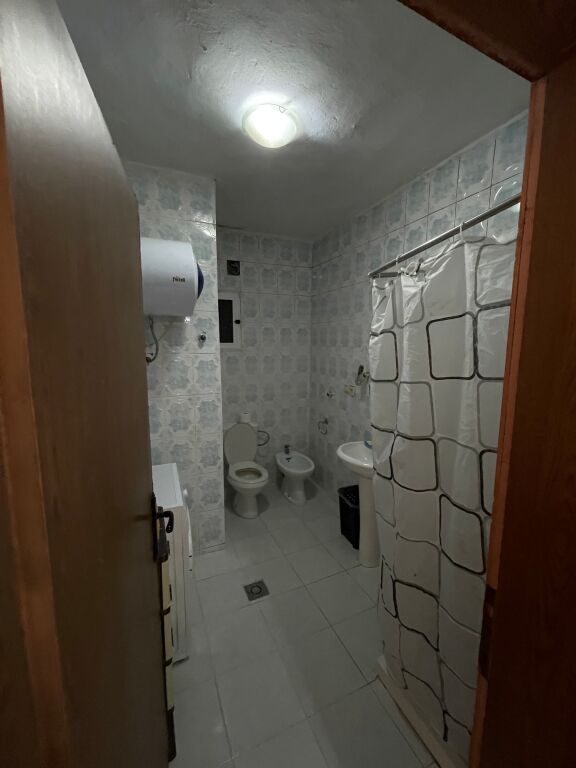 House for rent (Paris Commune opposite Kika 2)
