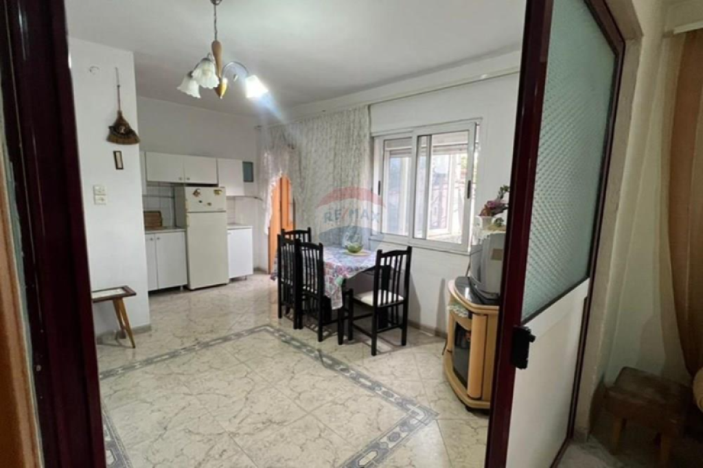 Appartamento in affitto 3+1 in Via Durazzo