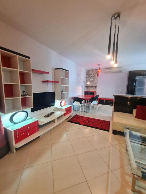 APPARTAMENTO IN AFFITTO 2+1+2 VIA KAVAJES