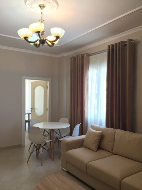 Jepet me qira apartament 1+1 ne Fresk