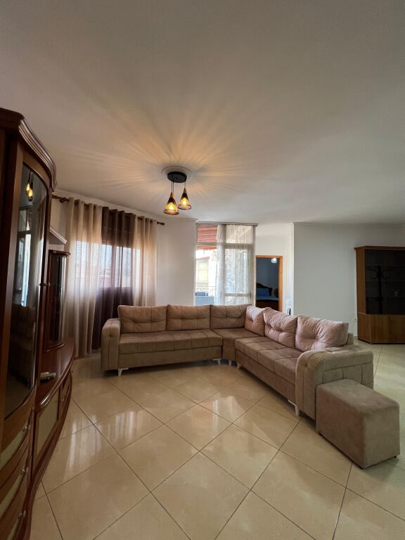 🏠AFFITTASI Appartamento 2+1 📍Via delle Barricate