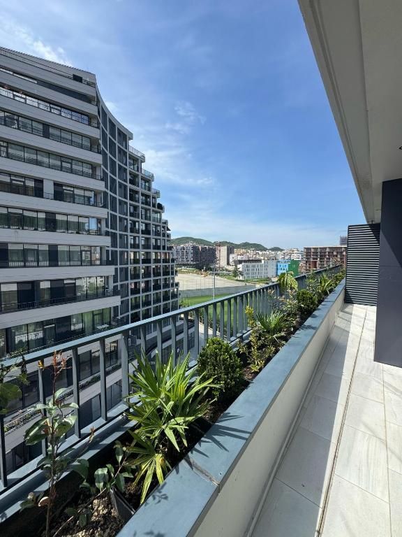 SHESIM 2 POSTE PARKIMI NE KATIN -2 TEK LAKE VIEW RESIDENCE !