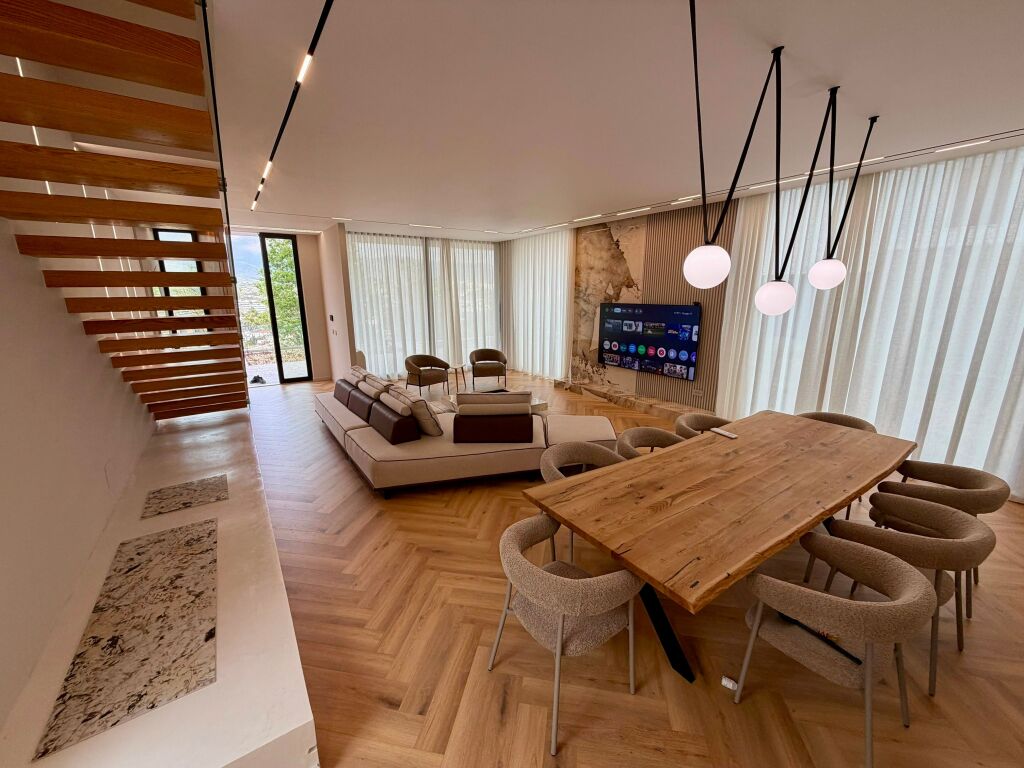 📣 AFFITTO VILLA INDIVIDUALE CON PISCINA E VISTA FANTASTICA ✨