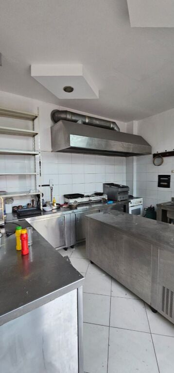 IN VENDITA BAR RISTORANTE 108M2 + 60M2 VERANDA ILIRIA SPIAGGIA