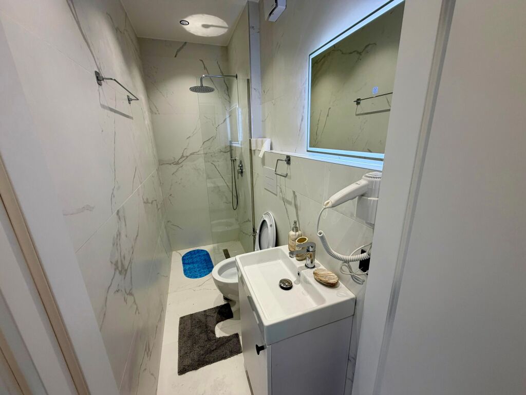 📣 VENDESI 2 MONOLOCALI 📍 Selvia 🛣️ Via "Siri Kodra" ✨