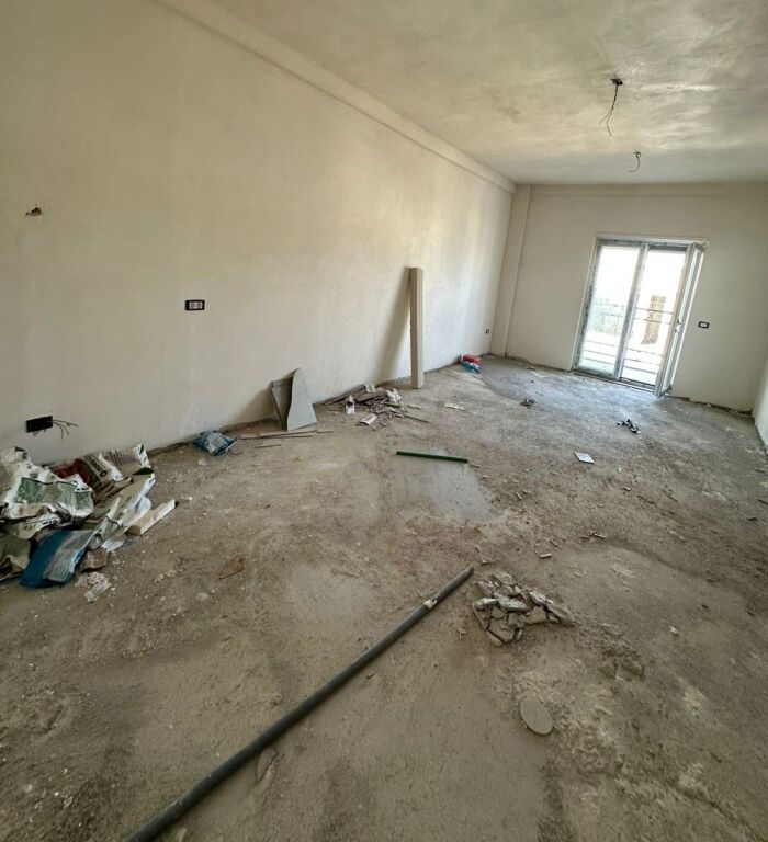 📌 Vendesi Appartamento 1+1 – Tirana Porta e Re
