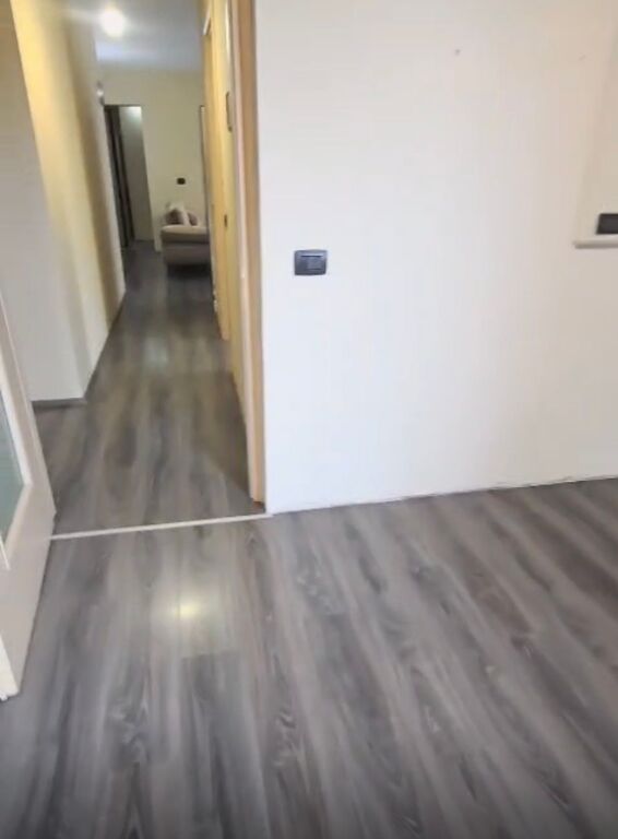 Apartment 2+1 for sale in Fusha e Aviacionit