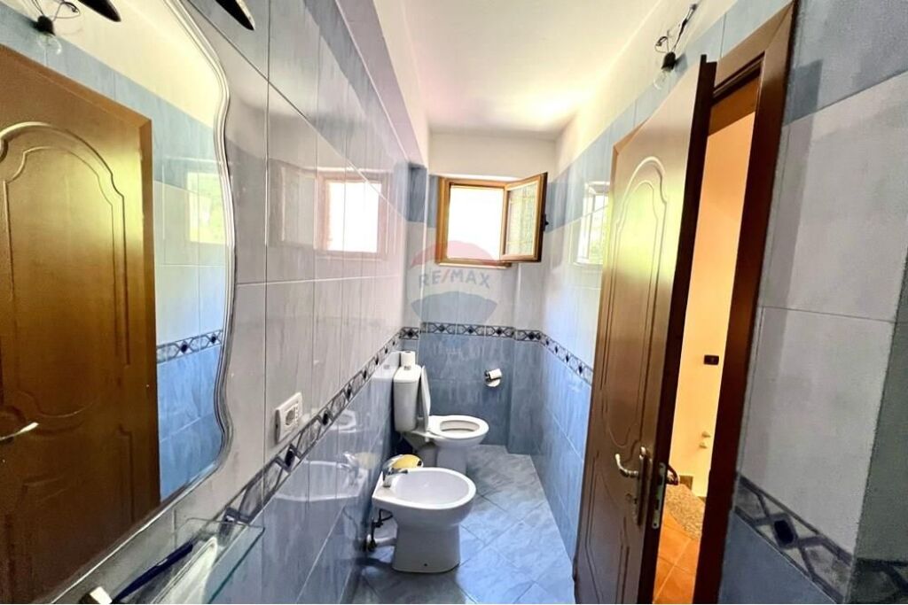 🏡✨ LUXURY VILLA FOR SALE – VLORË | LIRIMI NEIGHBORHOOD ✨🏡