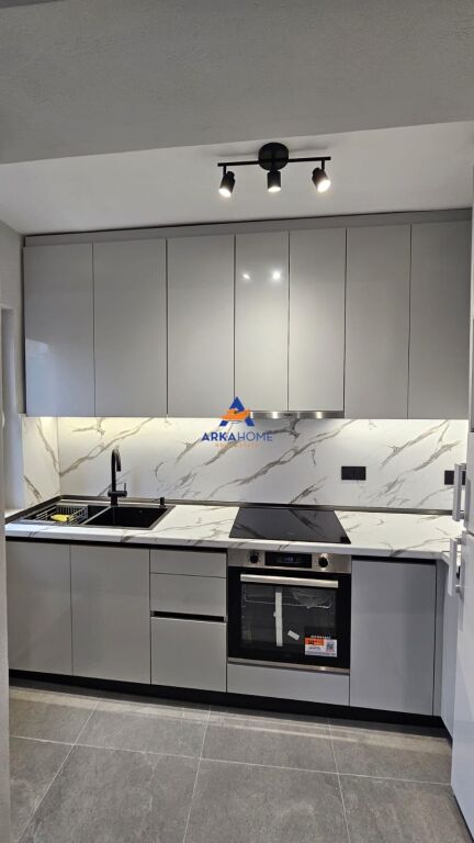 APARTMENT FOR RENT 3+1+BALCONY " PAZARI I RI " 700 EURO