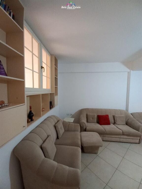 Appartamento in Affitto 1+1 a Kthesa e Kamzes (ID B2101040) Tirane.
