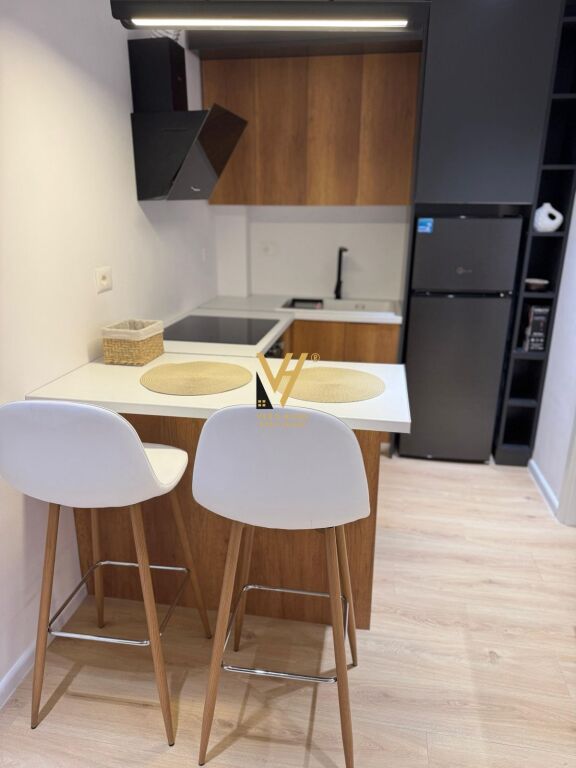 MONOLOCALE 41 M2 IN AFFITTO A KADIU, ALI DEMI 42.000 LEKE