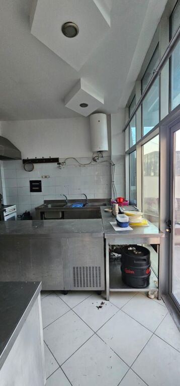 IN VENDITA BAR RISTORANTE 108M2 + 60M2 VERANDA ILIRIA SPIAGGIA