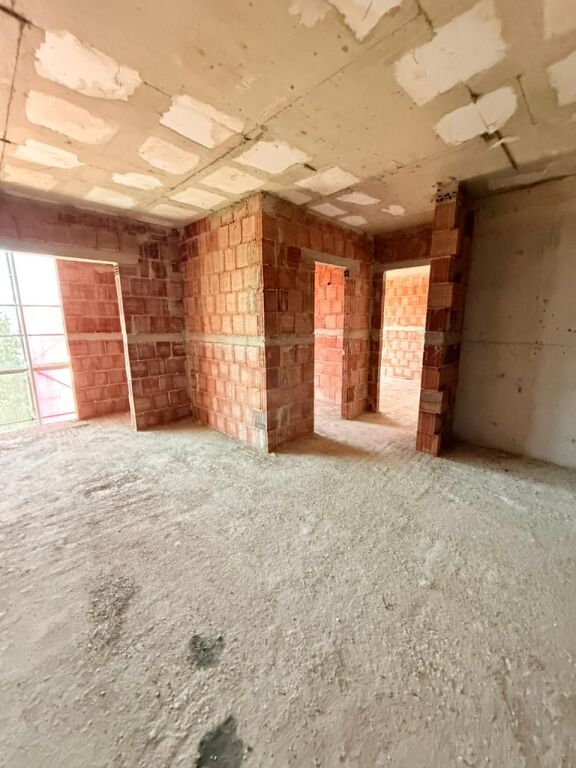 APARTAMENT NE SHITJE 1+1 TE RRUGA DIBRES TIRANE