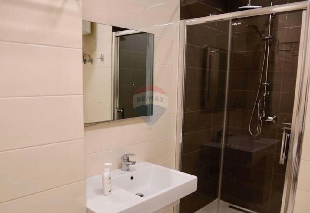 Offerto in Vendita Appartamento 2+1+2 Ambasciatore 3 ID: 530191061-173