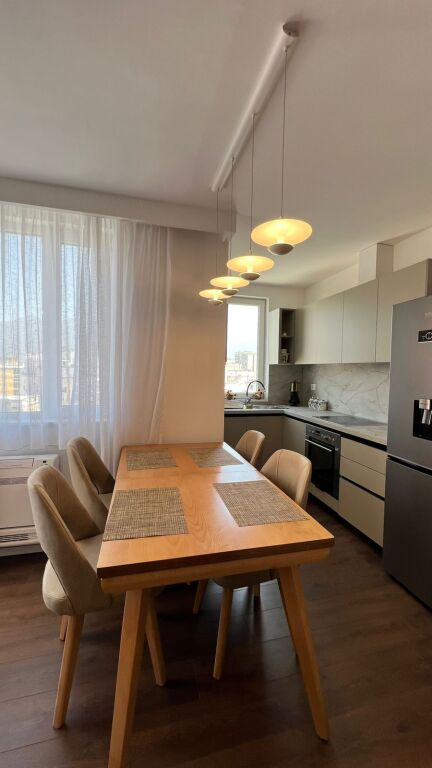 Apartament 2+1 me qera tek Mine Peza