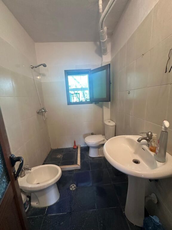 🏢Rruga Irfan Tomini,shitet apartament 1+1, 125,000€uro