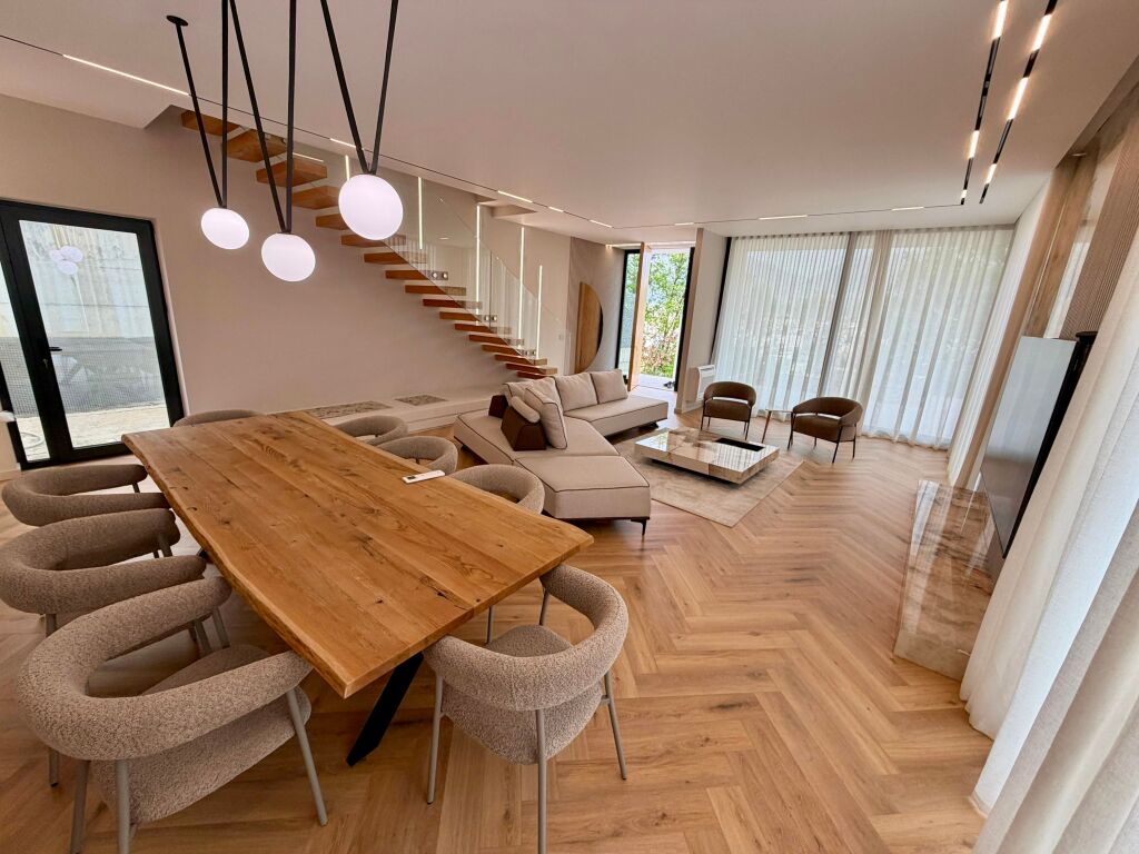 📣 AFFITTO VILLA INDIVIDUALE CON PISCINA E VISTA FANTASTICA ✨
