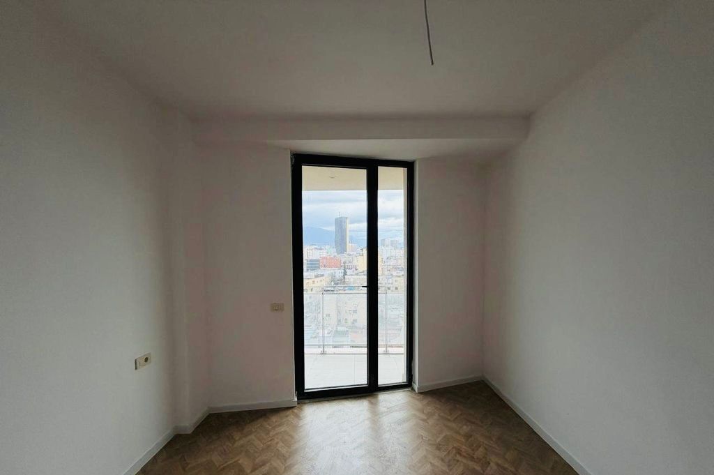 2+1 APARTMENT FOR OFFICE RENT AT GOLDEN TOWER RESIDENCE !