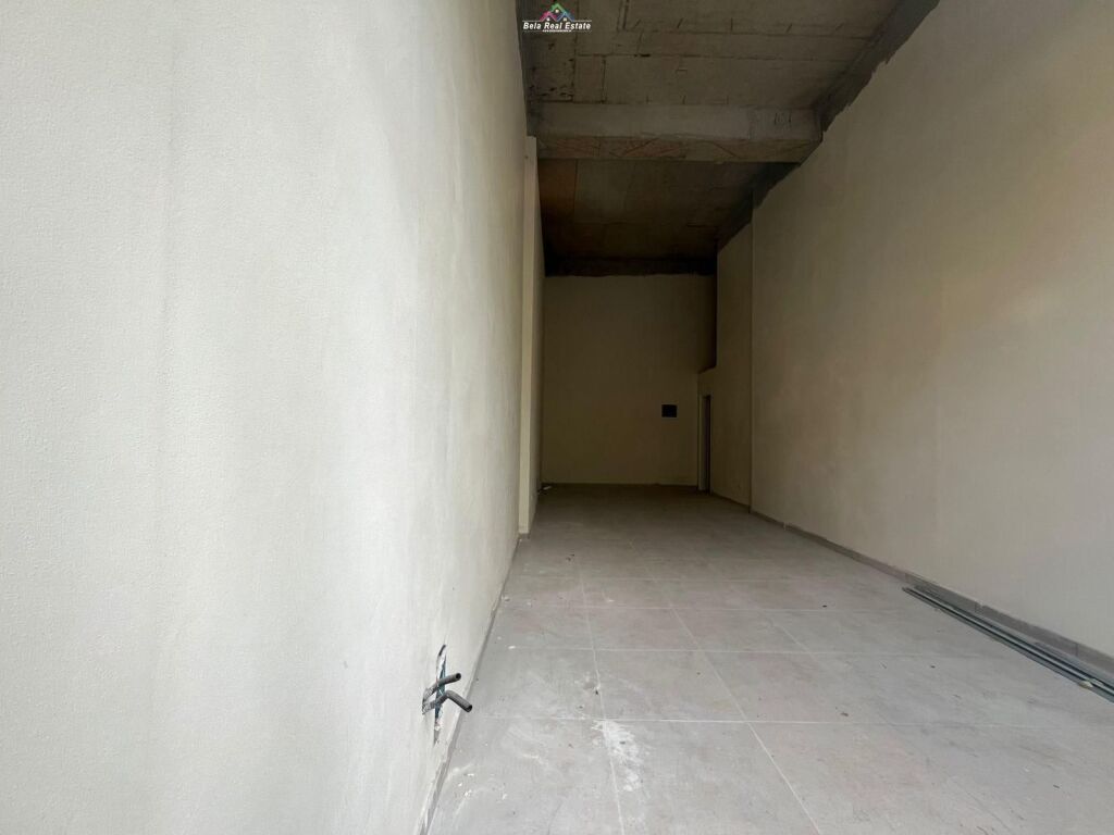 Shop For Rent at New Bazaar (ID BD21876) Tirana
