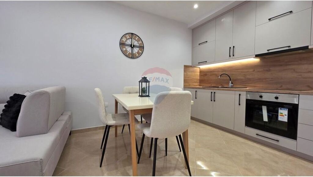 🌊 Apartament Elegant 1+1 për Shitje – Ujë i Ftohtë, Konomajt