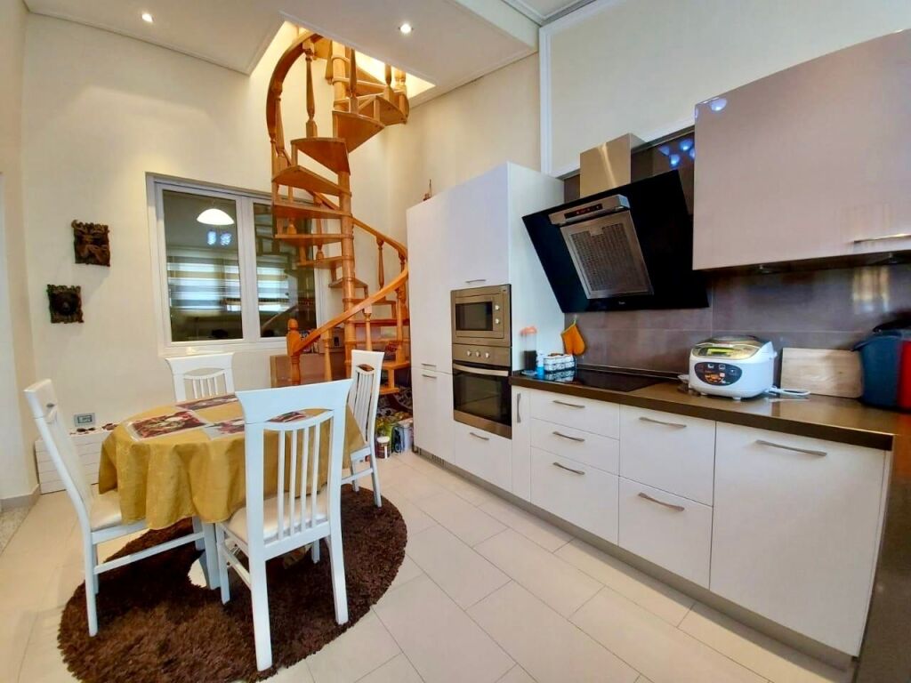 📣 QERA Apartament 3+1 Me 2 Tualete Dhe 2 Poste Parkimi 📍 Fresk, Rruga e Teleferikut ✨