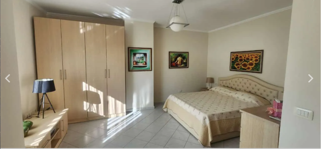Vendesi in vendita 2 appartamenti adiacenti con Nj-Tj Iliria Plazh Durres