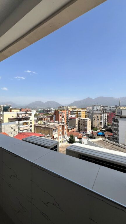 Apartament 2+1 me qera tek Mine Peza