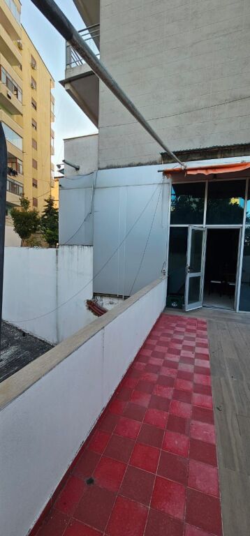 IN VENDITA BAR RISTORANTE 108M2 + 60M2 VERANDA ILIRIA SPIAGGIA