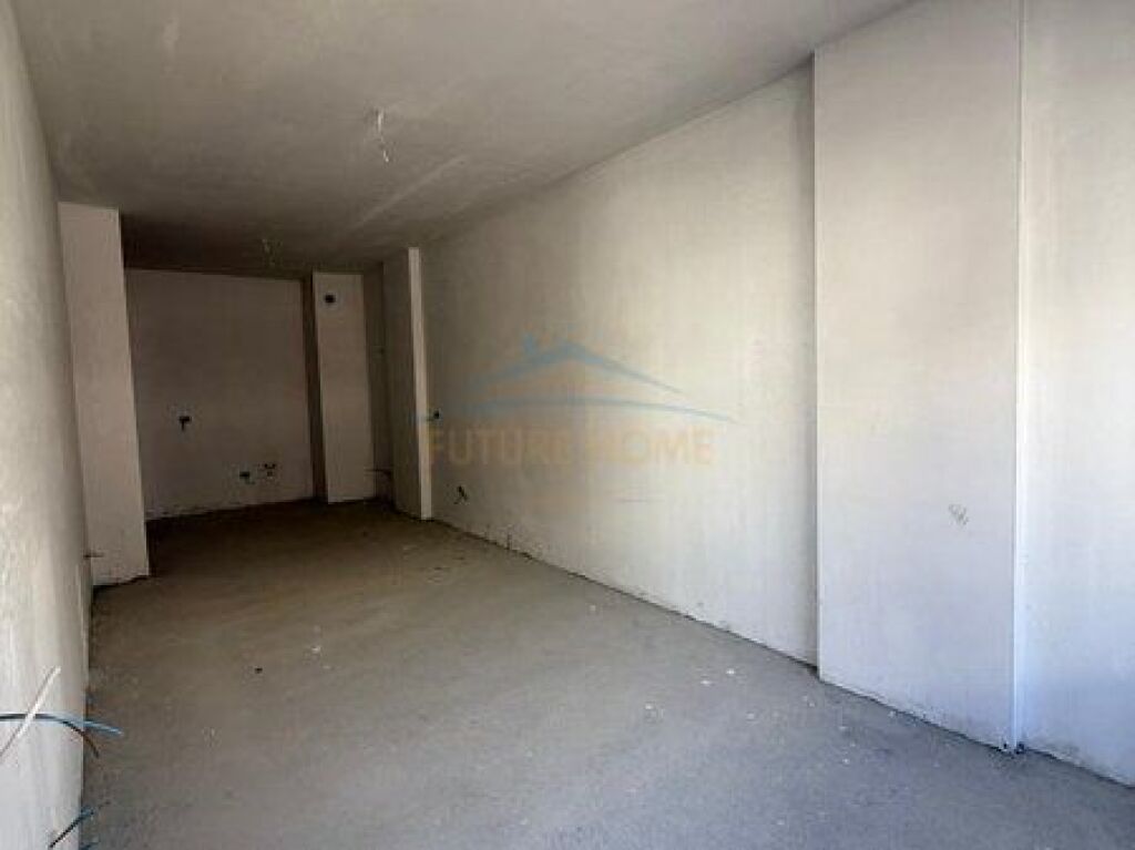 For sale, Apartment 1+1, Paskuqan
