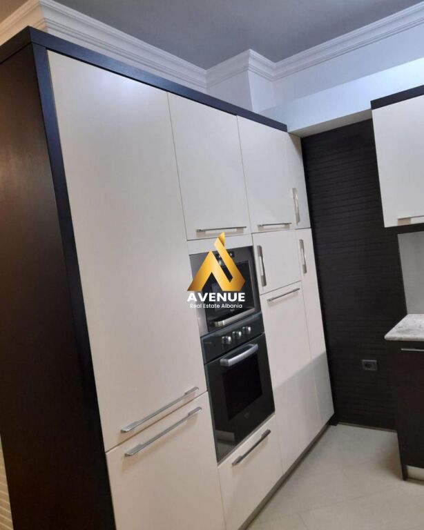 APARTMENT 2+1 ME QERA – Tek Vilat Gjermane, Tiranë