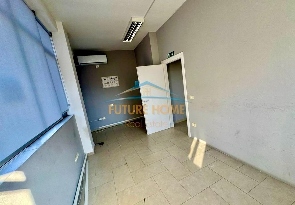 🏢 Super Ambient Biznesi 350 m^2 me Qera – Rruga e Elbasanit! 🇺🇸