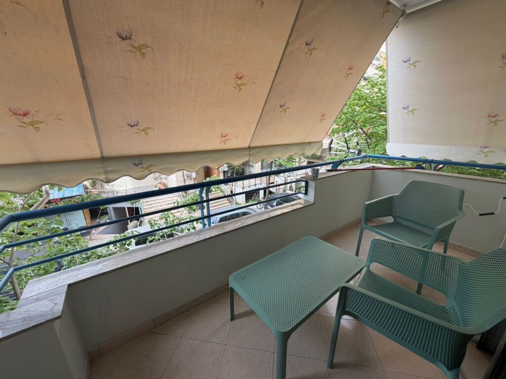 Super 1+1 apartment for rent at Komuna e Parisit