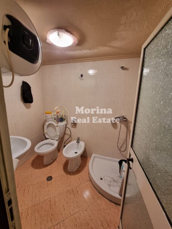 Qera | Ambjent Biznesi | Rruga e Bogdanëve | 1000 €/muaj