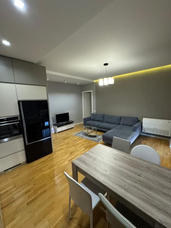 🏡 Apartment 2+1 for rent 📍 Delijorgji Complex  🏢 7th floor (with elevator) 🛋️ Fully furnished  🚗 Parking option  💶 Price: • 120,000 lek/month with parking • 110,000 lek/month without parking  