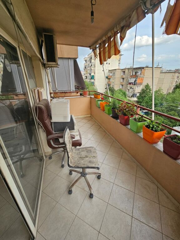 Shitet Apartament 102.5 m² - Zona Pallati me Shigjeta