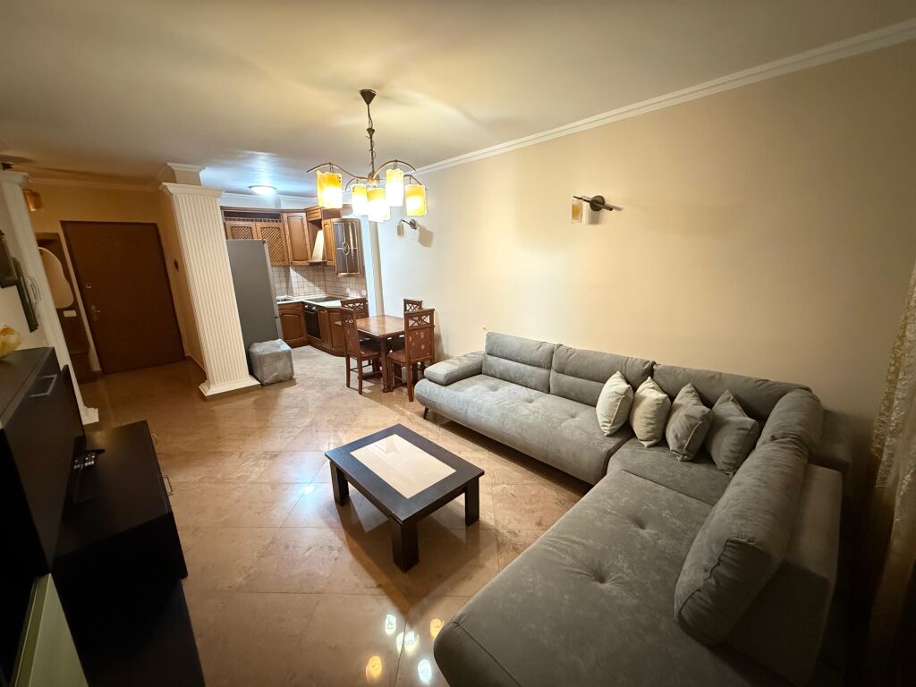 📣 QERA Apartament 1+1 📍 Prane Gjimnazit "Petro Nini Luarasi" ✨   🏢 Ndertim i Ri  🪜 Kati 8 (Me Ashensor)  🛋️ Totalisht i Mobiluar   💶 Cmimi 60.000 Leke/Muaj i Pa Diskutueshem