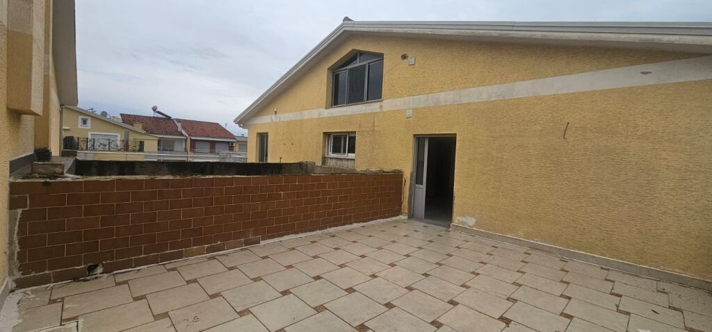 APPARTAMENTO 3+1 IN VENDITA CON PISCINA SPIAGGIA DURRES