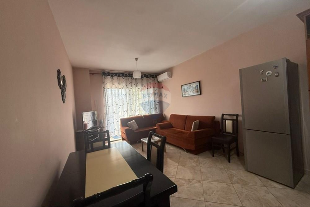 Appartamento in affitto 1+1 ad Astir