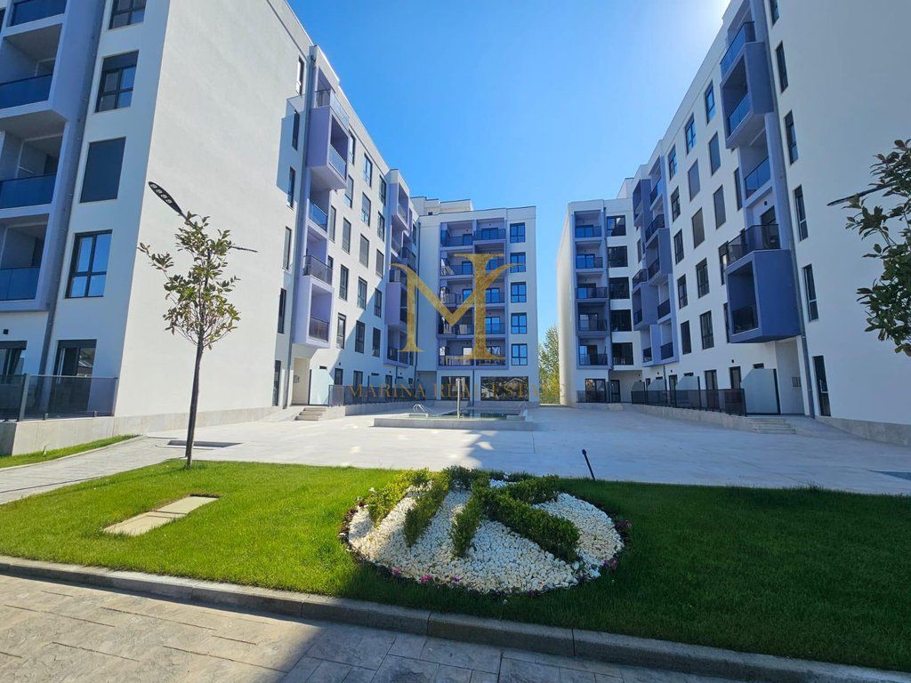 Shitet Apartament 1+1 tek Adriatic Garden Residence, Golem
