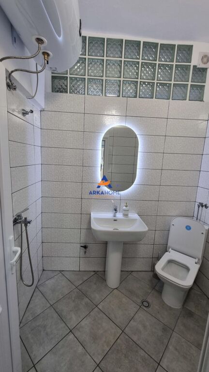 LOCALE COMMERCIALE IN AFFITTO 55M2 "MINE PEZA" 850 EURO