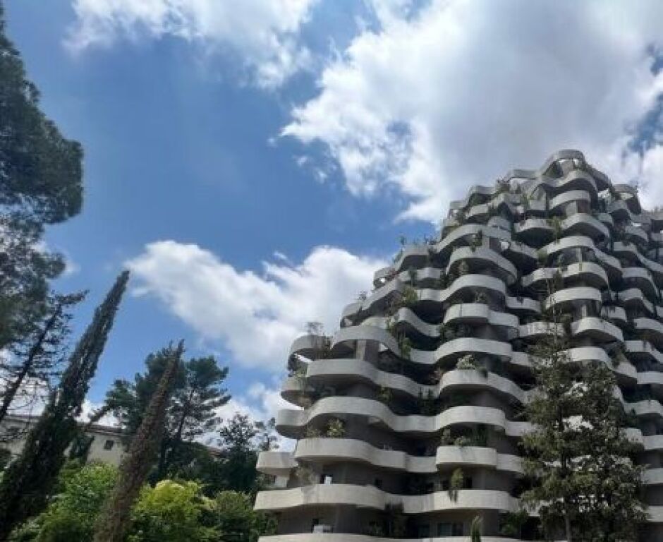 WE SELL APARTMENT (OFFICE)