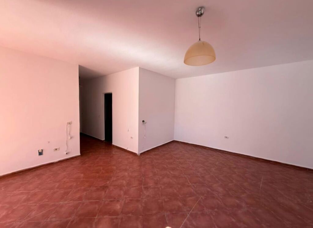 STUDIO FOR SALE NEAR THE CENTER TR!
