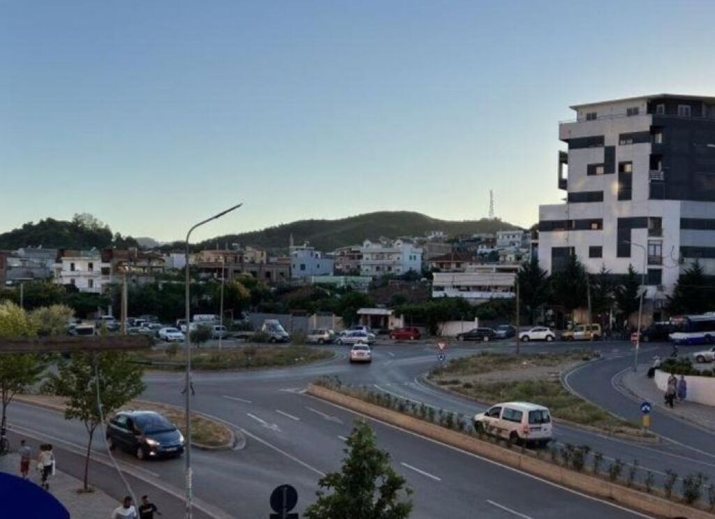 Locale commerciale in affitto